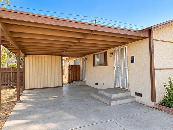3rd image of 821 W Swift Avenue