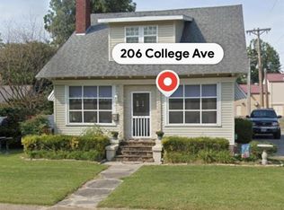 206 College St, Sikeston, MO 63801
