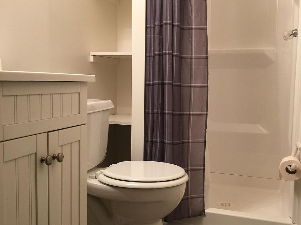 2nd image of 418 Ada St #1