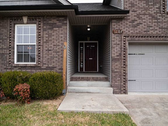 2nd image of 1184 Chinook Cir