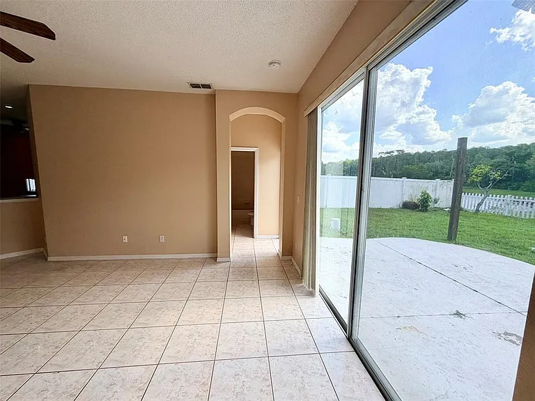 847 Whispering Cypress Ln — Photo 16