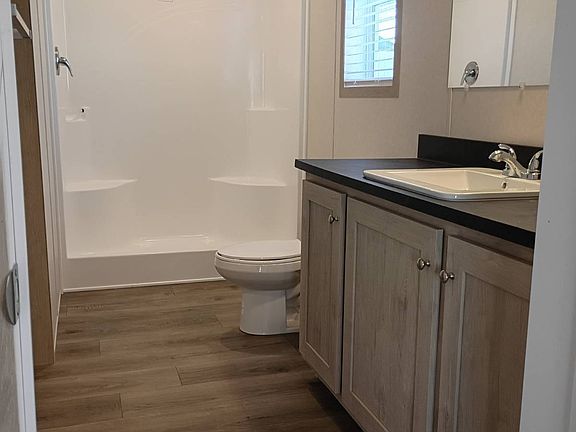 5th image of 4809 W Windsor Rd #B06