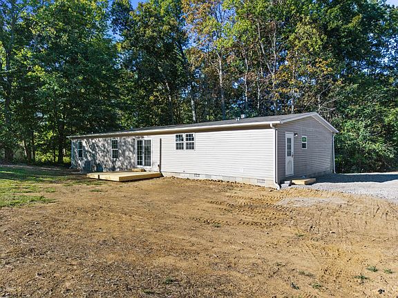 2nd image of 1734 Bainum Rd