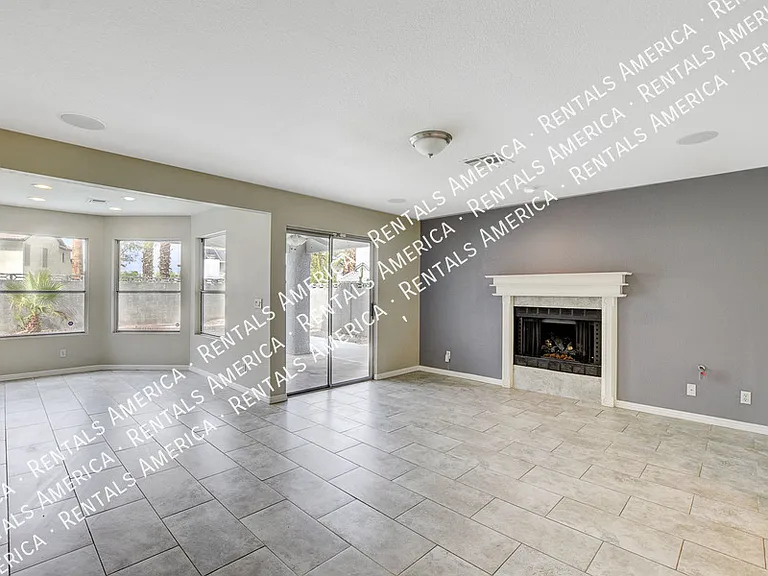 319 Simon Bolivar Dr — Photo 8