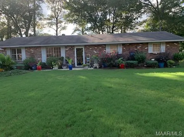 111 Hillhedge Rd, Elmore, AL 36025