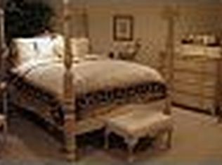 541 Windsor Dr #412, Palisades Park, NJ 07650