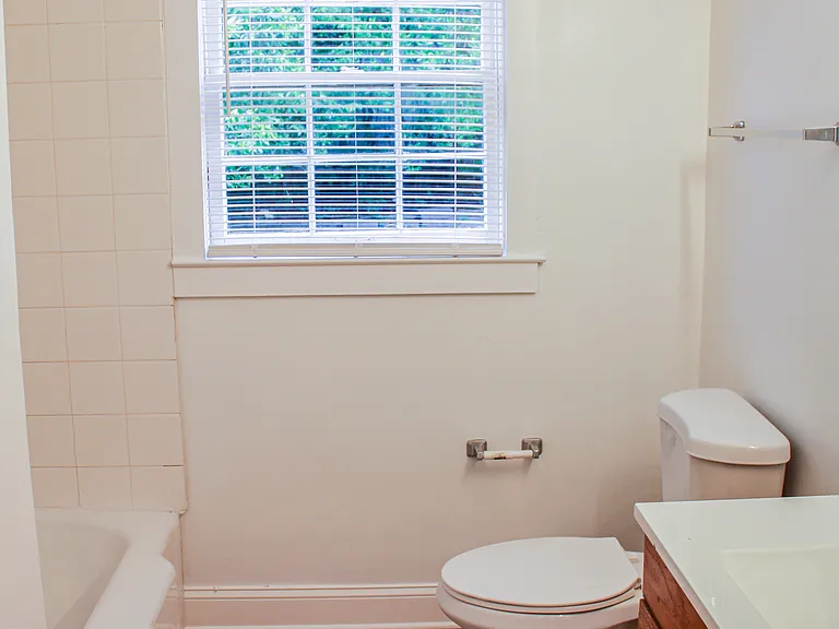 2155 Brown St SW — Photo 17
