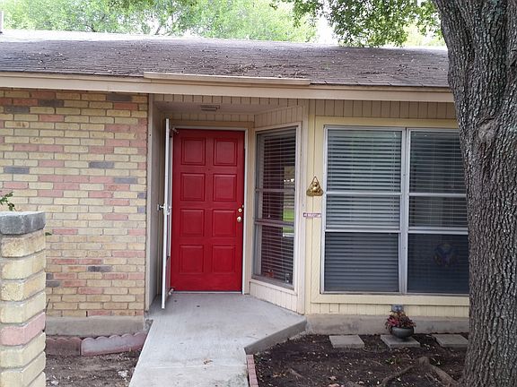 2nd image of 8635 Tanbark Dr