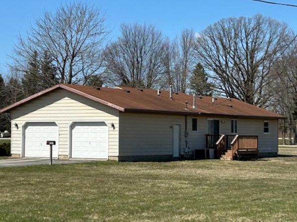 9087 Fostoria Rd, Fostoria, MI 48435