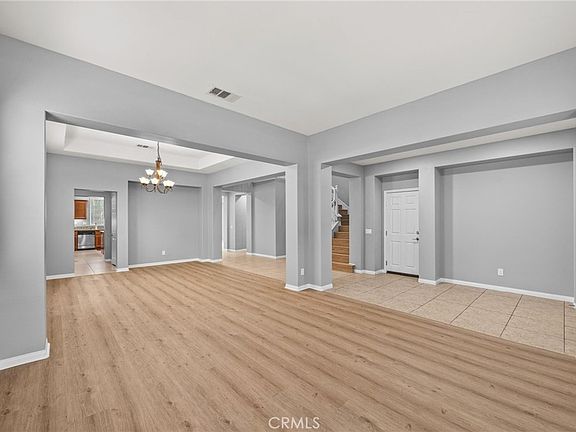 3rd image of 13247 Chariot Rd