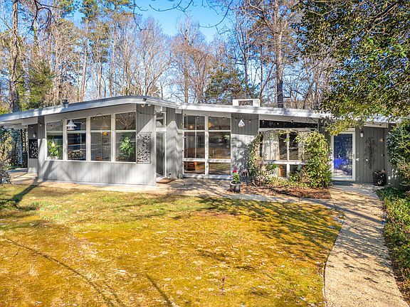 2nd image of 1030 Highland Woods Rd