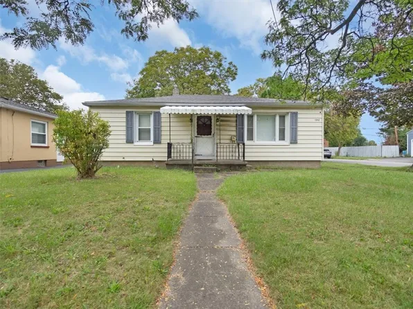 1950 Norton St, Rochester, NY 14609