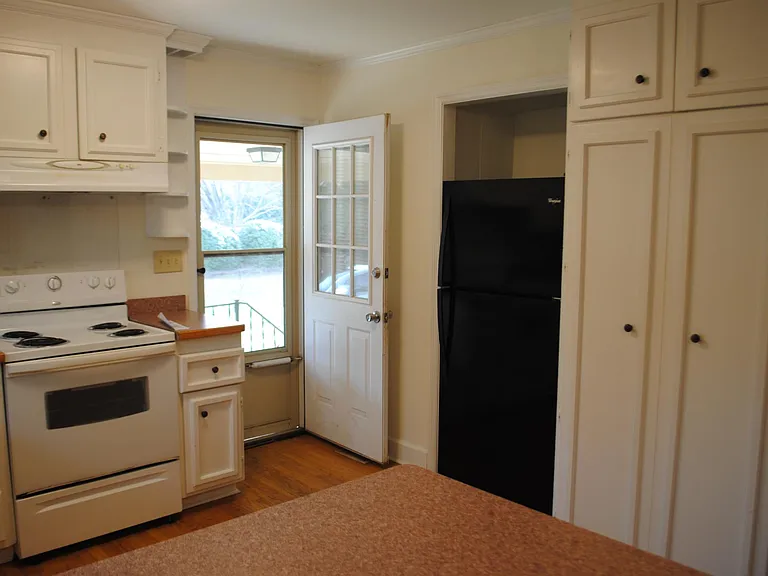 7000 Holly Springs Rd — Photo 8