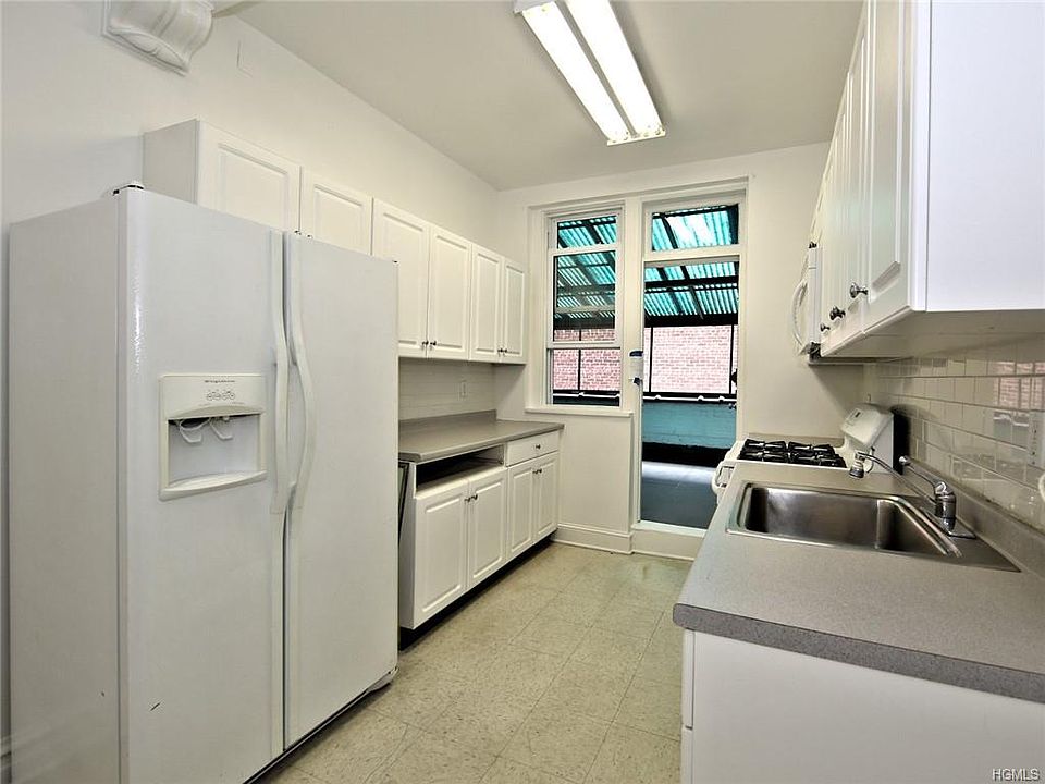 1st image of 1925 Palmer Ave APT 2B
