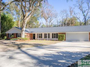 204 Wellington Ct, Savannah, GA 31410