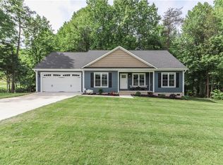 603 Haywood Ln, Statesville, NC 28625