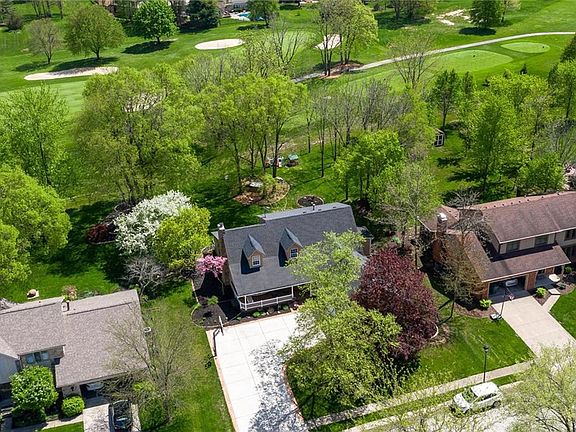 3rd image of 614 Dorchester Dr