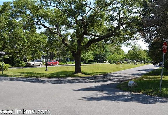 Nashawena Park from driveway