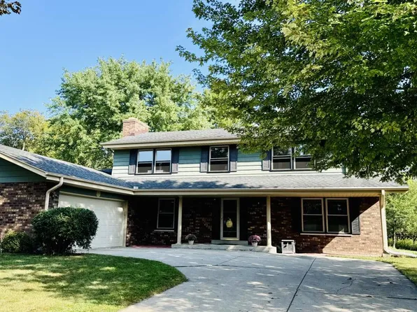 6634 Riverdale LANE, Greendale, WI 53129