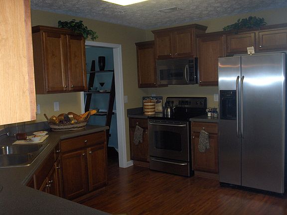 Gourmet Kitchen
