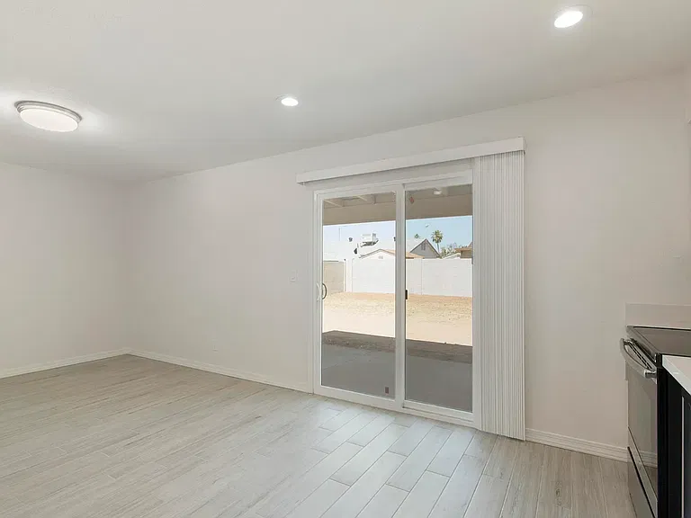 3316 E Helena Dr — Photo 10