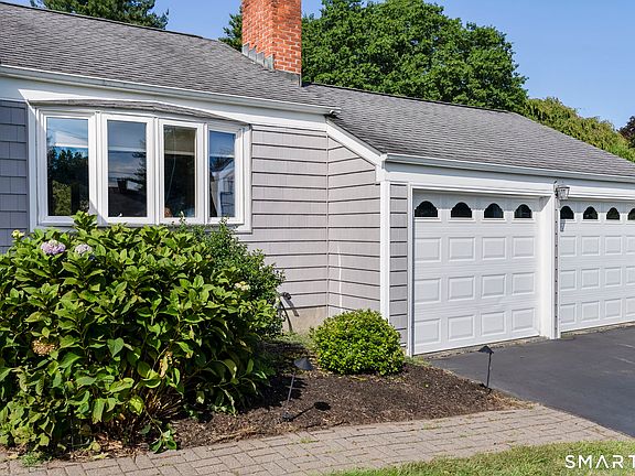 4th image of 39 Clovercrest Road
