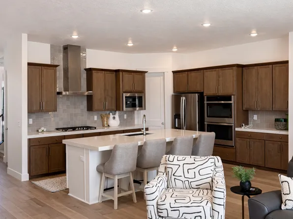 1149 W Blue Fox Dr, Grantsville, UT 84029