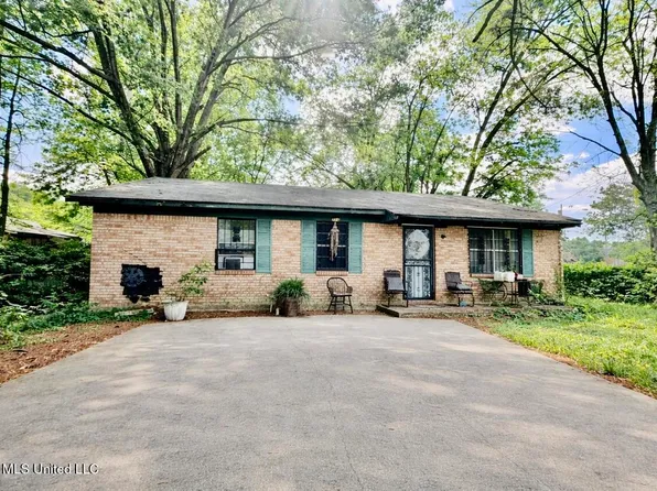 713 Roby St, Canton, MS 39046