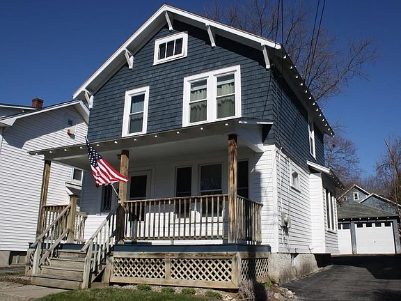 2nd image of 1064 Keyes Ave