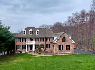 19 Pheasant Xing, Glastonbury, CT 06033