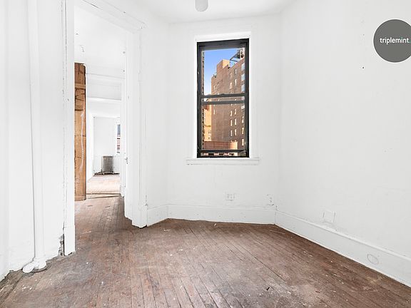 2nd image of 214 W 16th St APT 5W