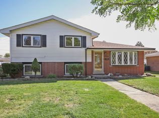 10349 Nashville Ave, Chicago Ridge, IL 60415