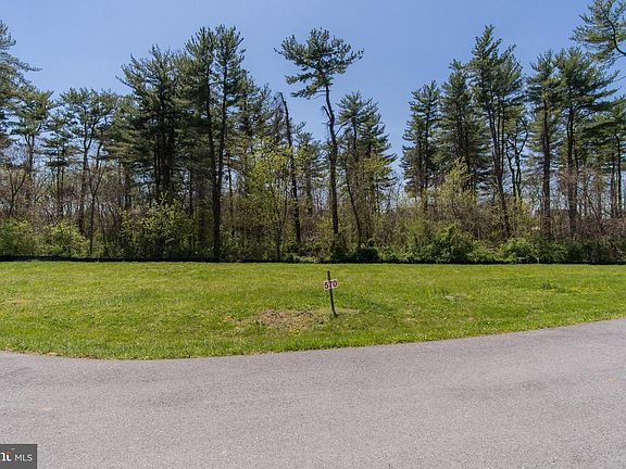 2nd image of 10835 Hershey Dr