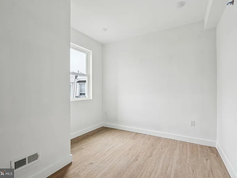 4163 Mantua Ave #2 — Photo 13