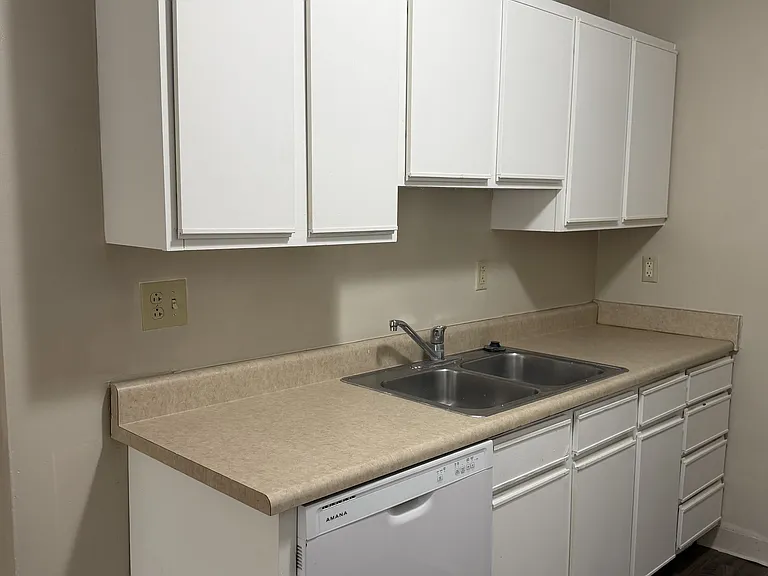314 Randolph St E #304 — Photo 3