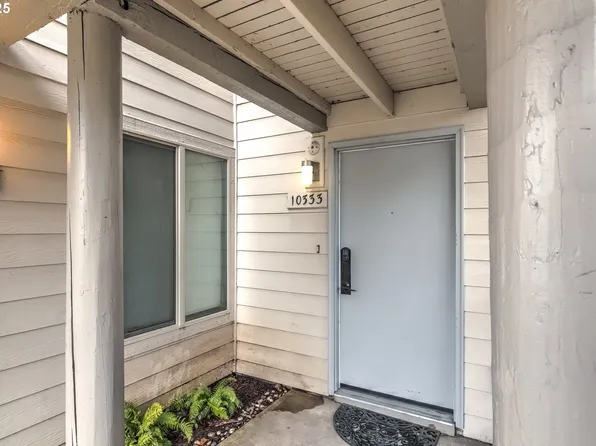 10333 SW Trapper Ter, Beaverton, OR 97008