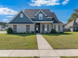 501 Oak Is, Stonewall, LA 71078