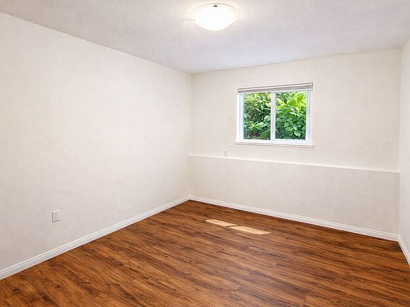 3rd image of 2310 9th Ave #3