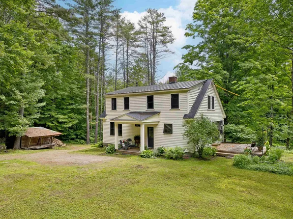 405 Church Street, Chester, VT 05143