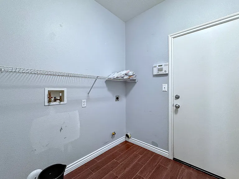 7096 Misty Mdw — Photo 20