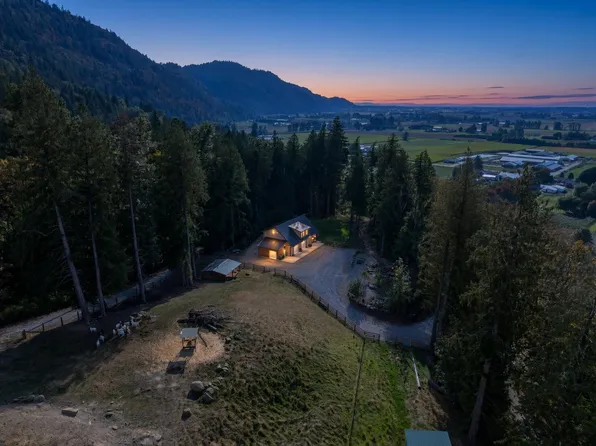 39840 Old Yale Rd, Abbotsford, BC V3G 1X7