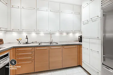 Rented by Coldwell Banker Warburg