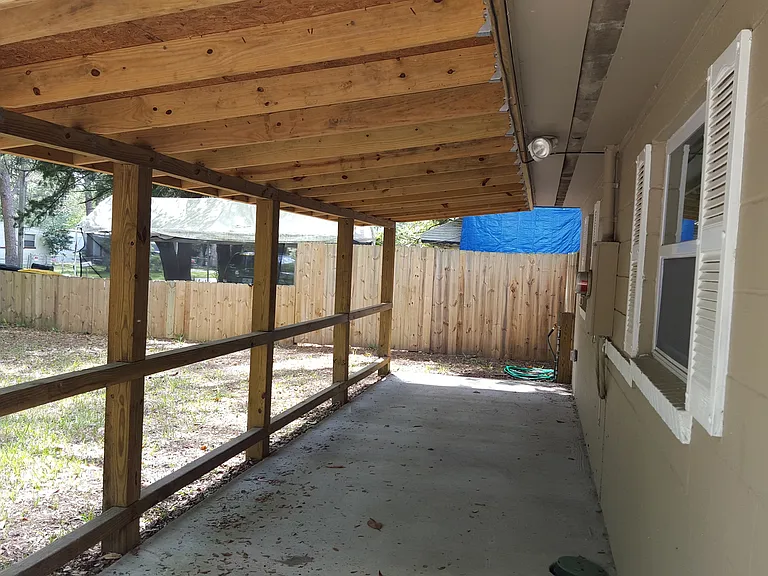 1824 S Brookview Dr — Photo 2