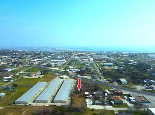 218 Hunters Aly, Rockport, TX 78382