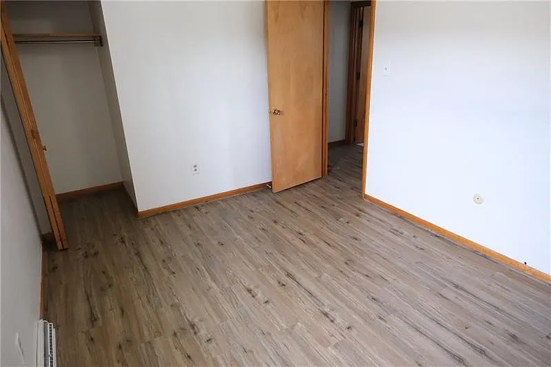 2 bed, 3264 sqft, $1,050 — Photo 3