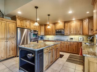 12193 S Pettersenbluff Dr, Riverton, UT 84065