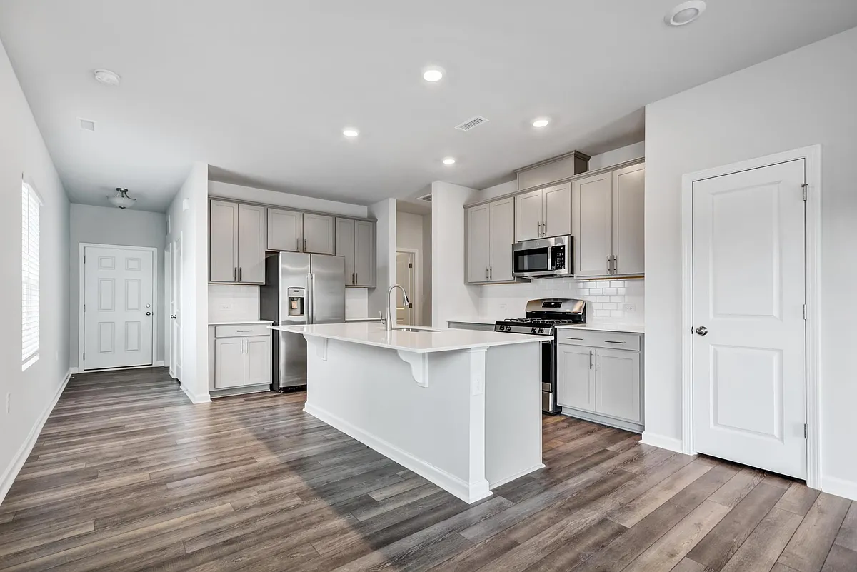 Building Photo - Bellevue Manor Ln