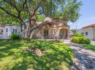 239 Stanford Dr, Olmos Park, TX 78212