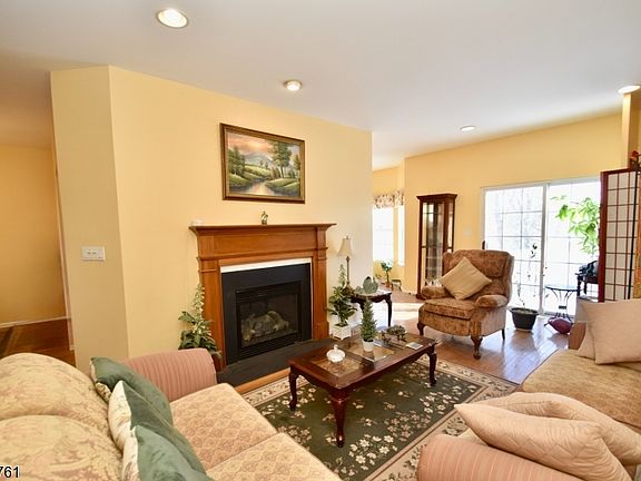 2nd image of 263 Ridge Dr