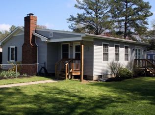 5121 Forest Acres Ln, North Chesterfield, VA 23237